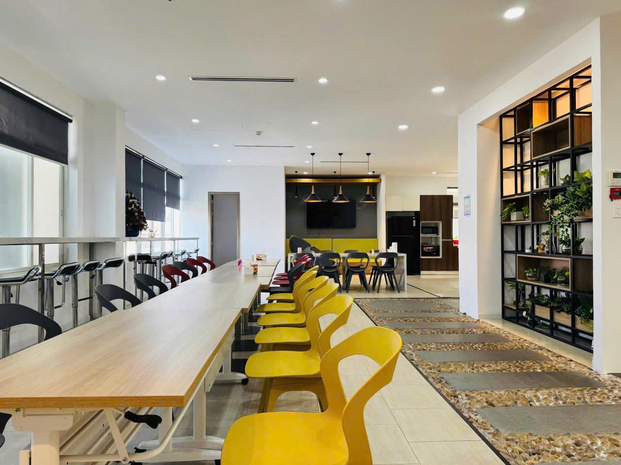CHO THUÊ Văn Phòng Full Nội Thất Cao Cấp, Tầng 1, tầng 3 có máy lạnh thang máy, pantry,.. - Hình ảnh 15