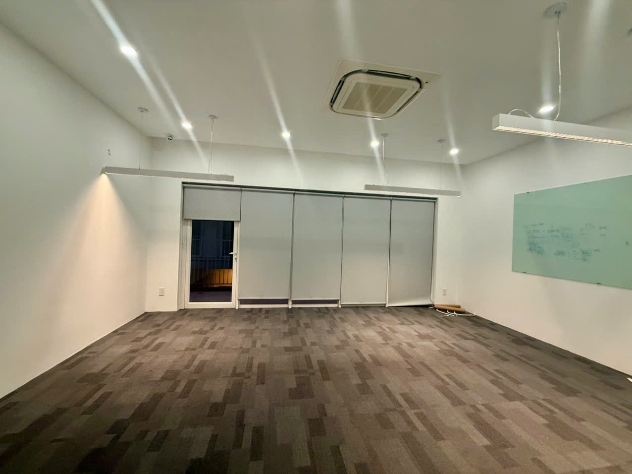 Cho thuê nhà hoàn thiện đường B2 Sala, Giá tốt nhất thị trường 110tr/tháng hoàn thiện - Hình ảnh 6