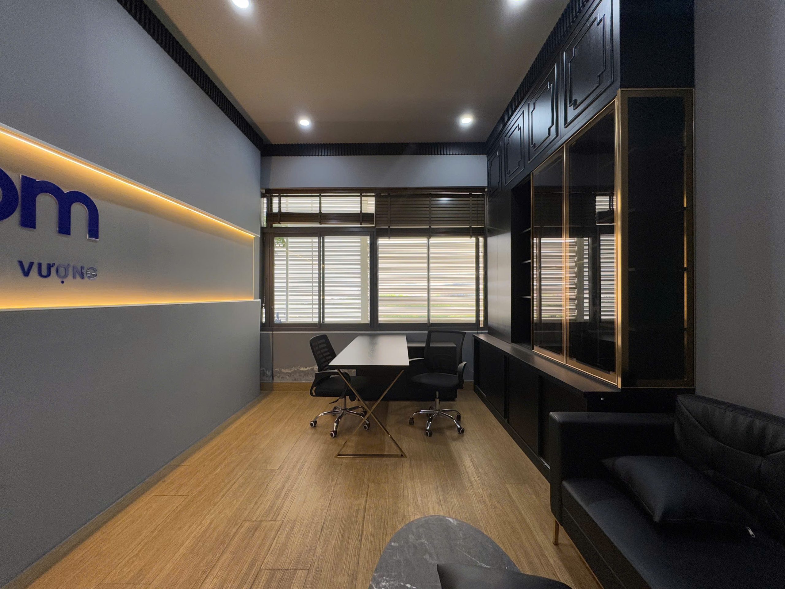 Cho thuê Văn Phòng hoàn thiện Full Nội thất, có máy lạnh, đầy đủ tiện ích - giá tốt - Hình ảnh 9