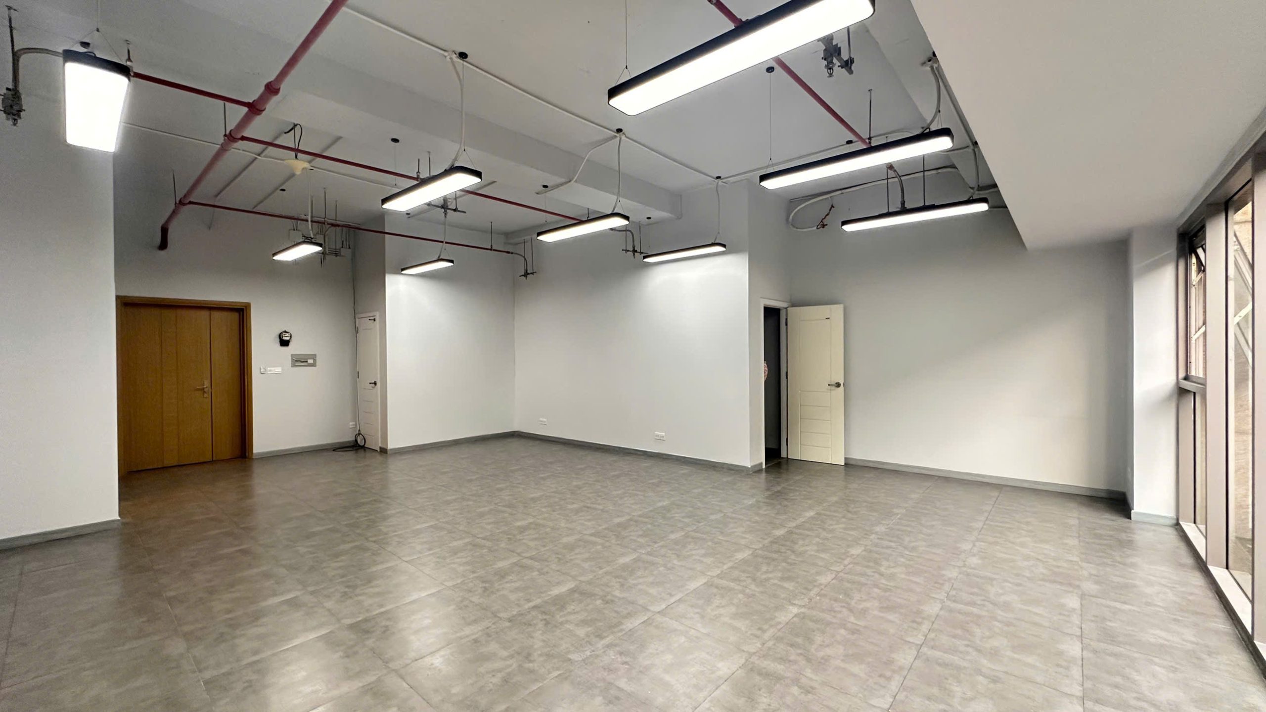 CHO THUÊ VĂN PHÒNG THIẾT KẾ VUÔNG – 80M2 – GIÁ CHỈ 25TR - Hình ảnh 3