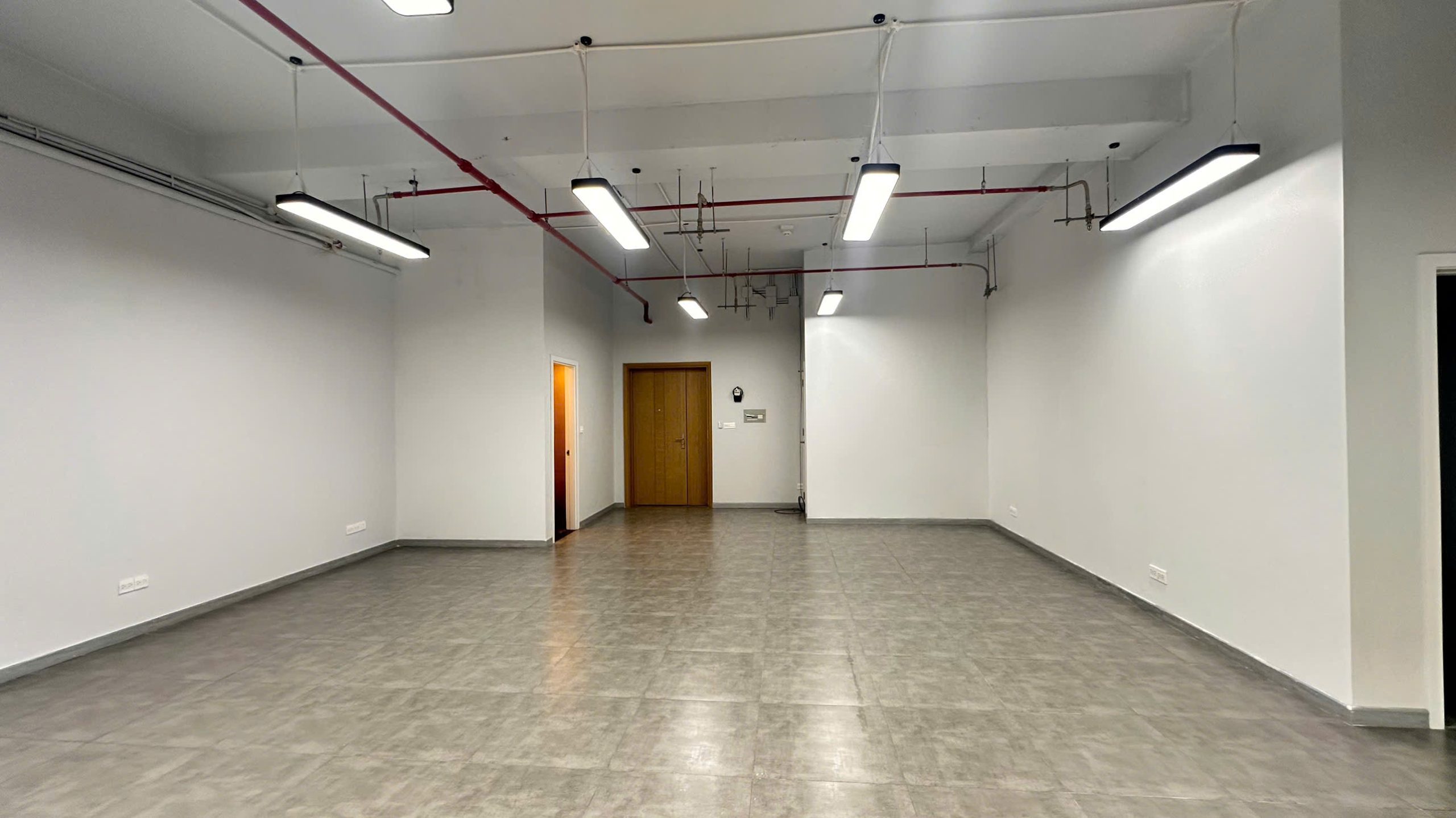 CHO THUÊ VĂN PHÒNG THIẾT KẾ VUÔNG – 80M2 – GIÁ CHỈ 25TR - Hình ảnh 5