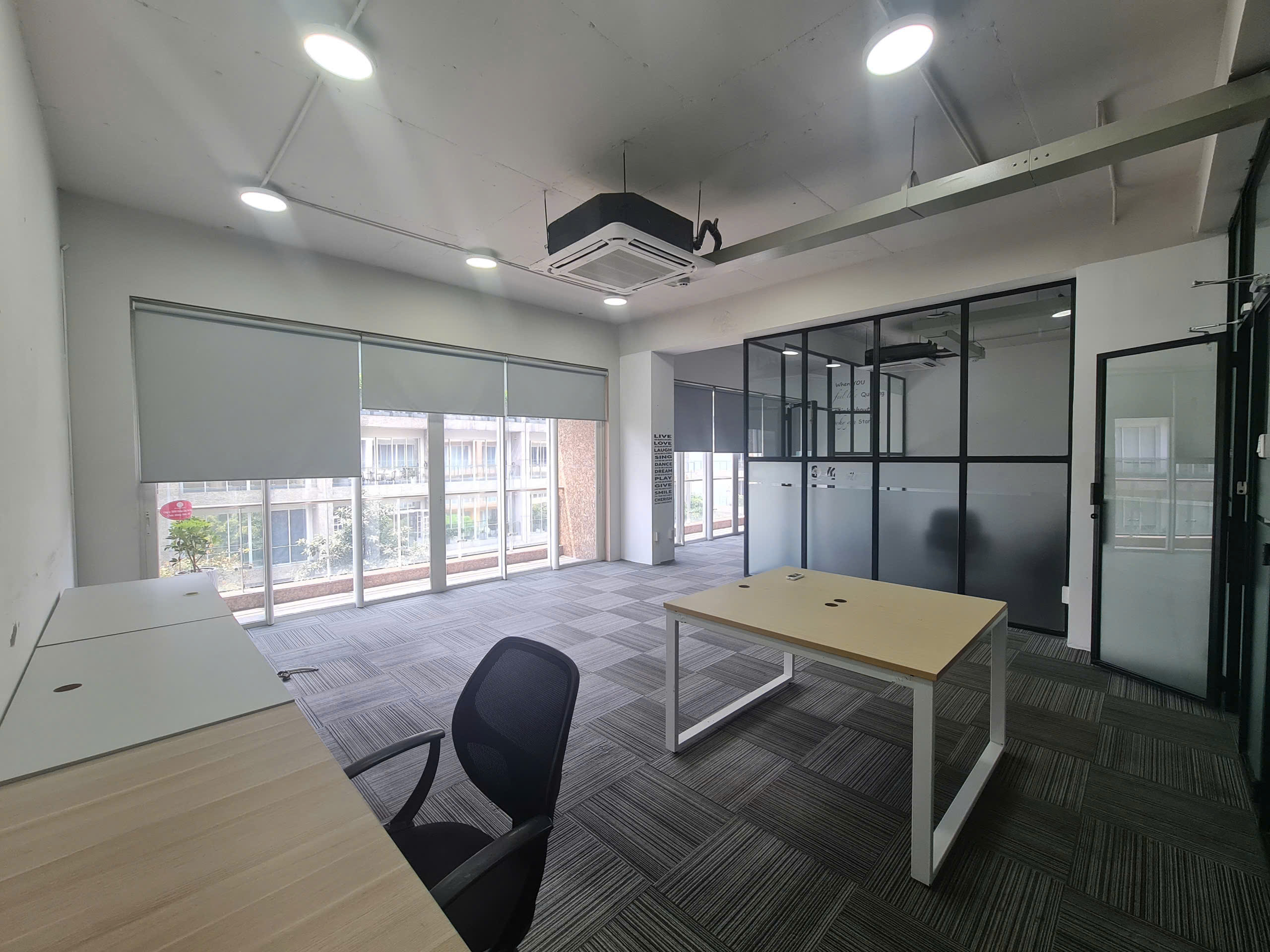 CHO THUÊ VP 75M2 - FULL NỘI THẤT - CÓ NGĂN 1 PHÒNG - VÀO ĐƯỢC NGAY - Hình ảnh 5