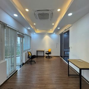 CHO THUÊ VĂN PHÒNG 20M2 - CÓ NỘI THẤT - GIÁ CHỈ 14TR GỒM CÁC CHI PHÍ